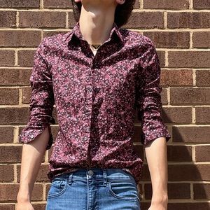 Stunning vintage Floral button down